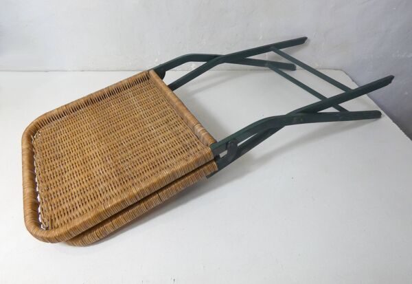 Chaise pliante vintage en rotin et métal