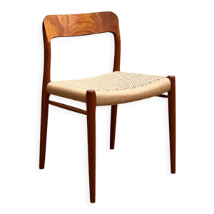 Chaise 75 par niels O.
