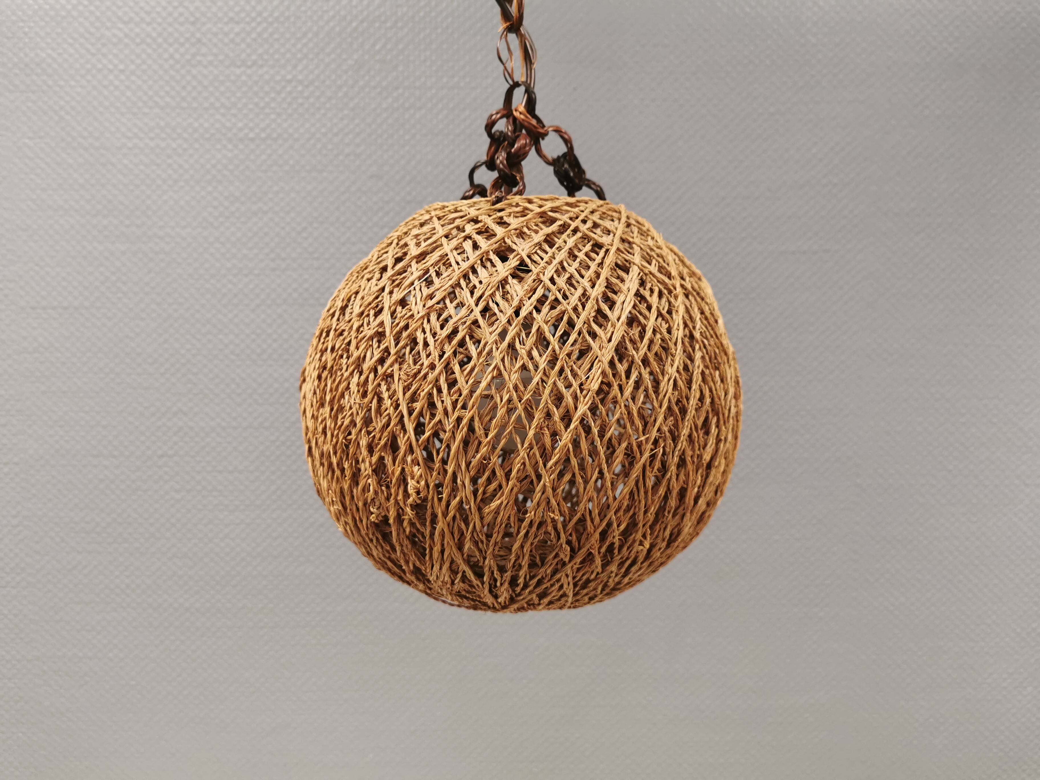 Rattan ball lamp