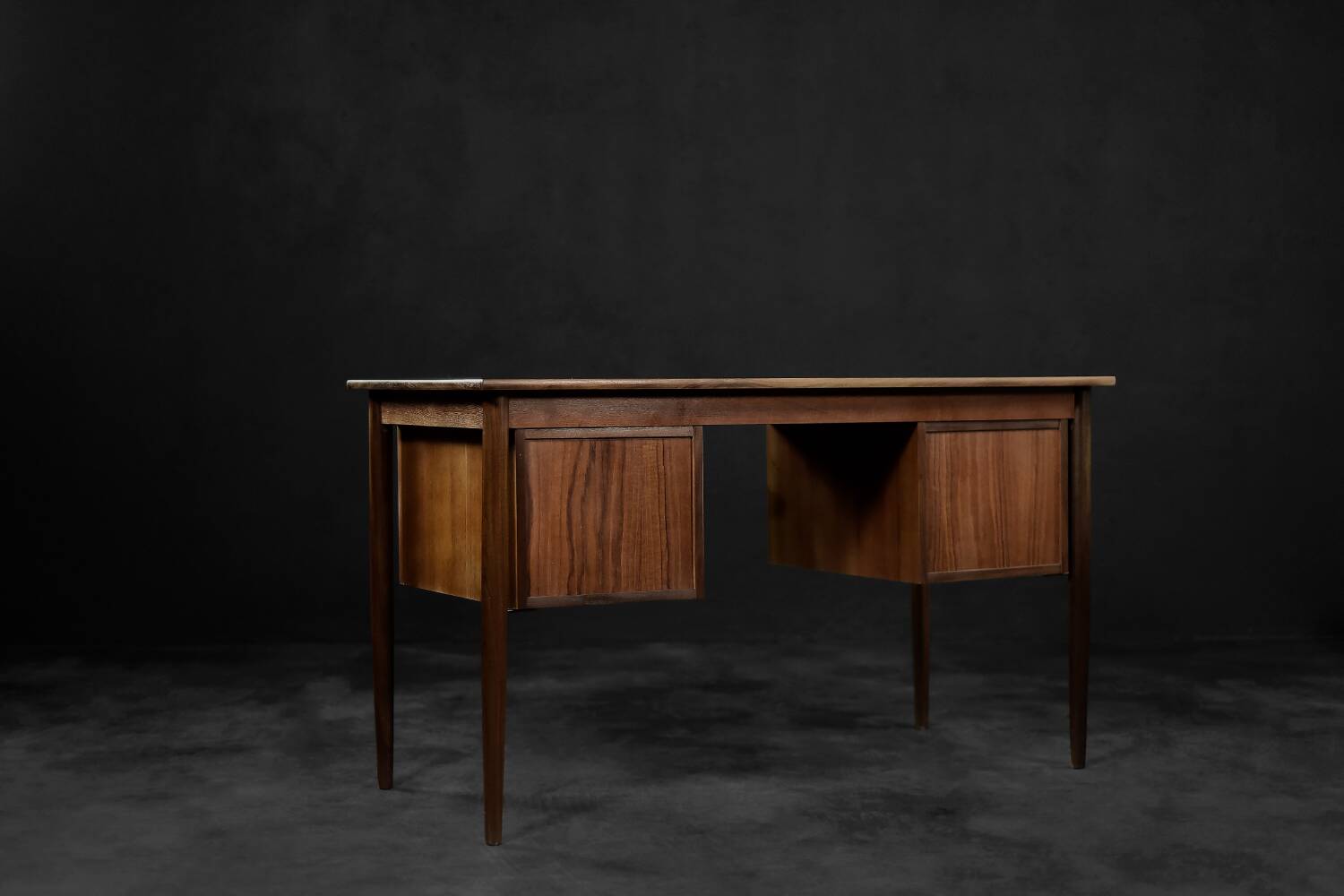 Classic vintage Scandinavian modern teak wood desk with drawers, 1960s
