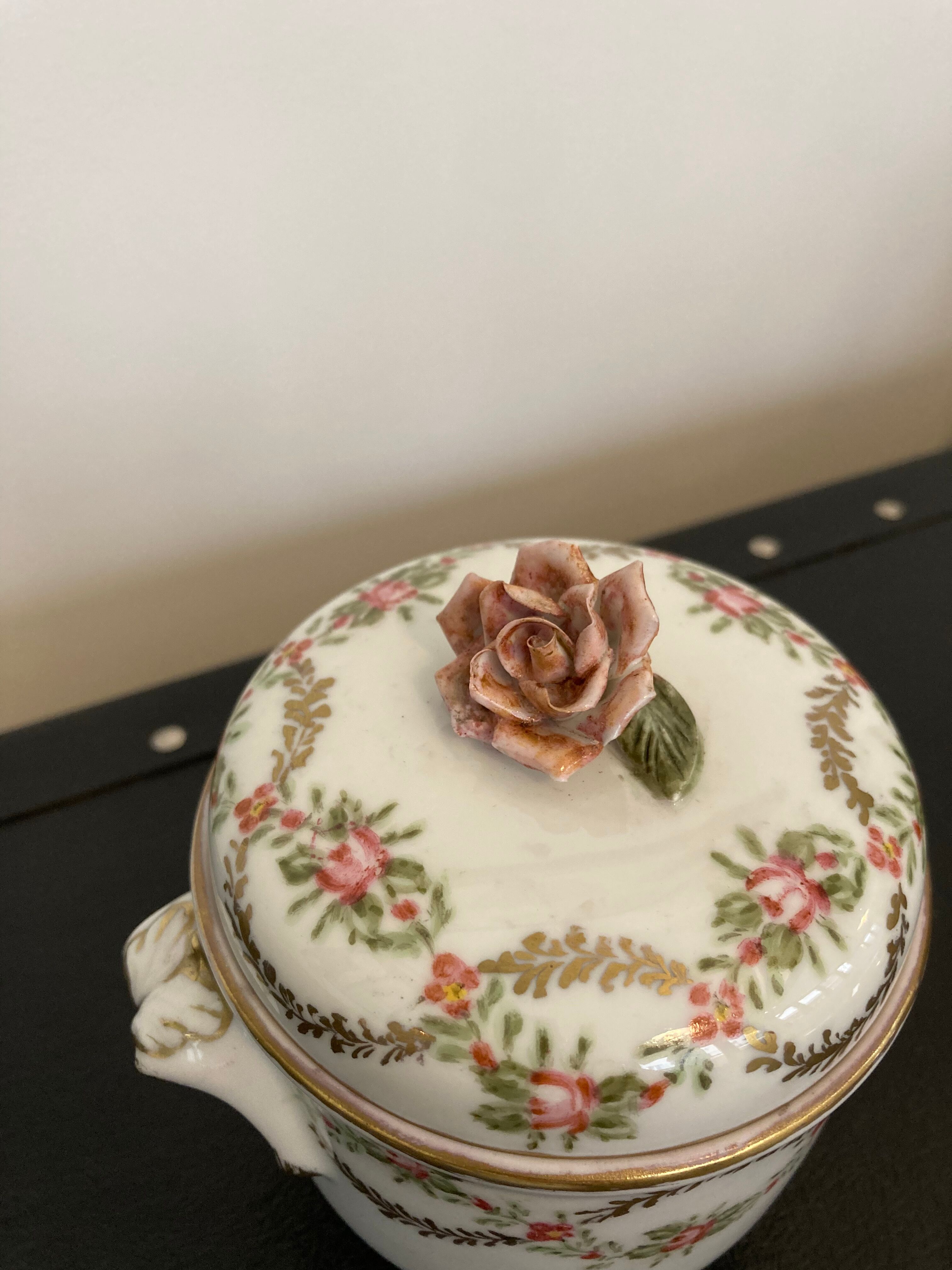 Louis XVI style Chamart Limoges porcelain sugar bowl