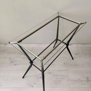 Table d'appoint ancienne en métal et en verre