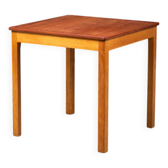 Side Table in Teak and Oak, Denmark, 1960s