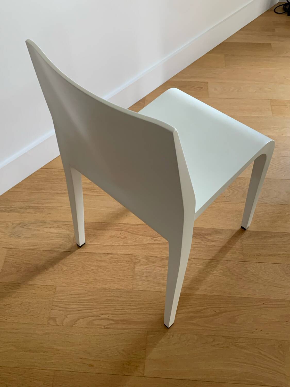 Chair LALEGGERA fabrication ALIAS.