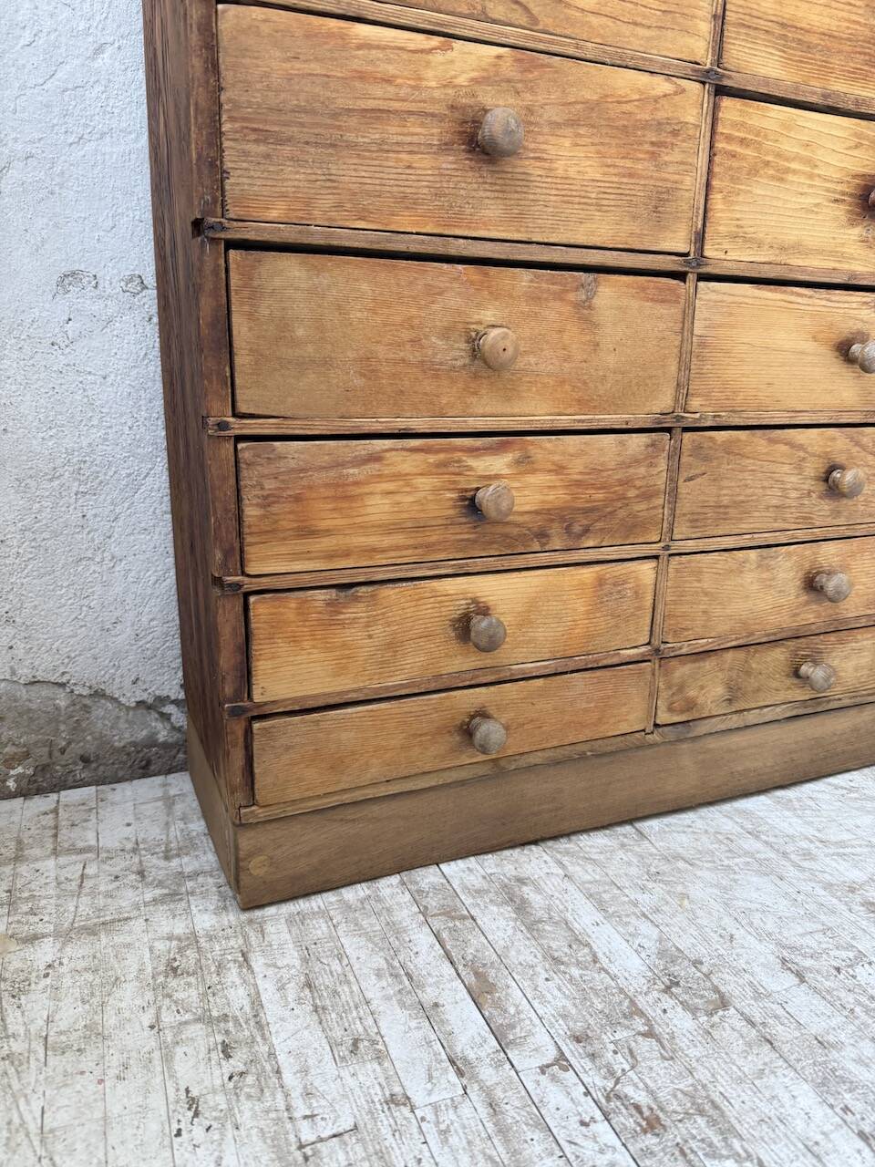 Trade furniture