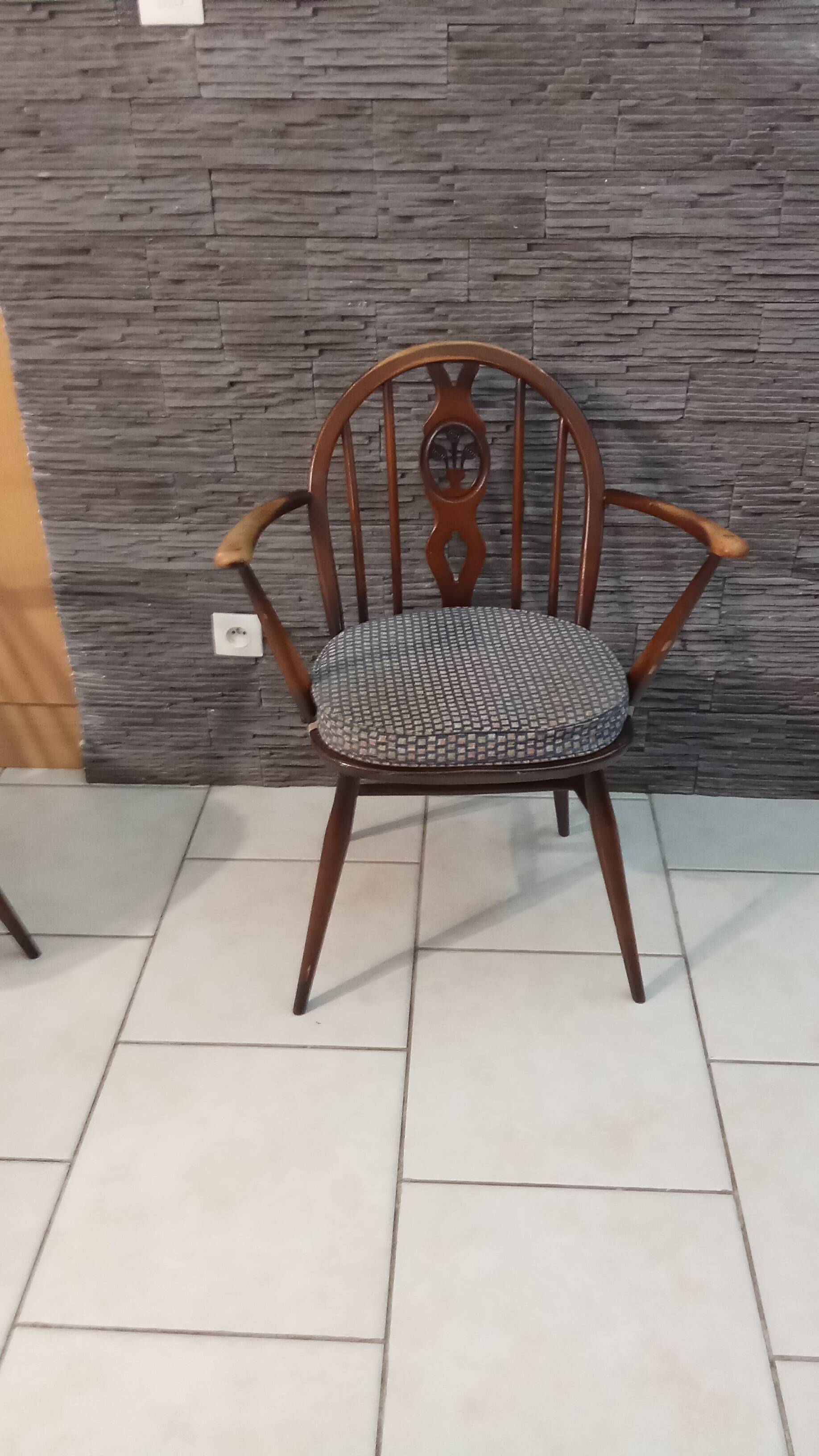 Vintage windsor chair for ercol scandinavian