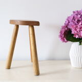 Farm tripod stool