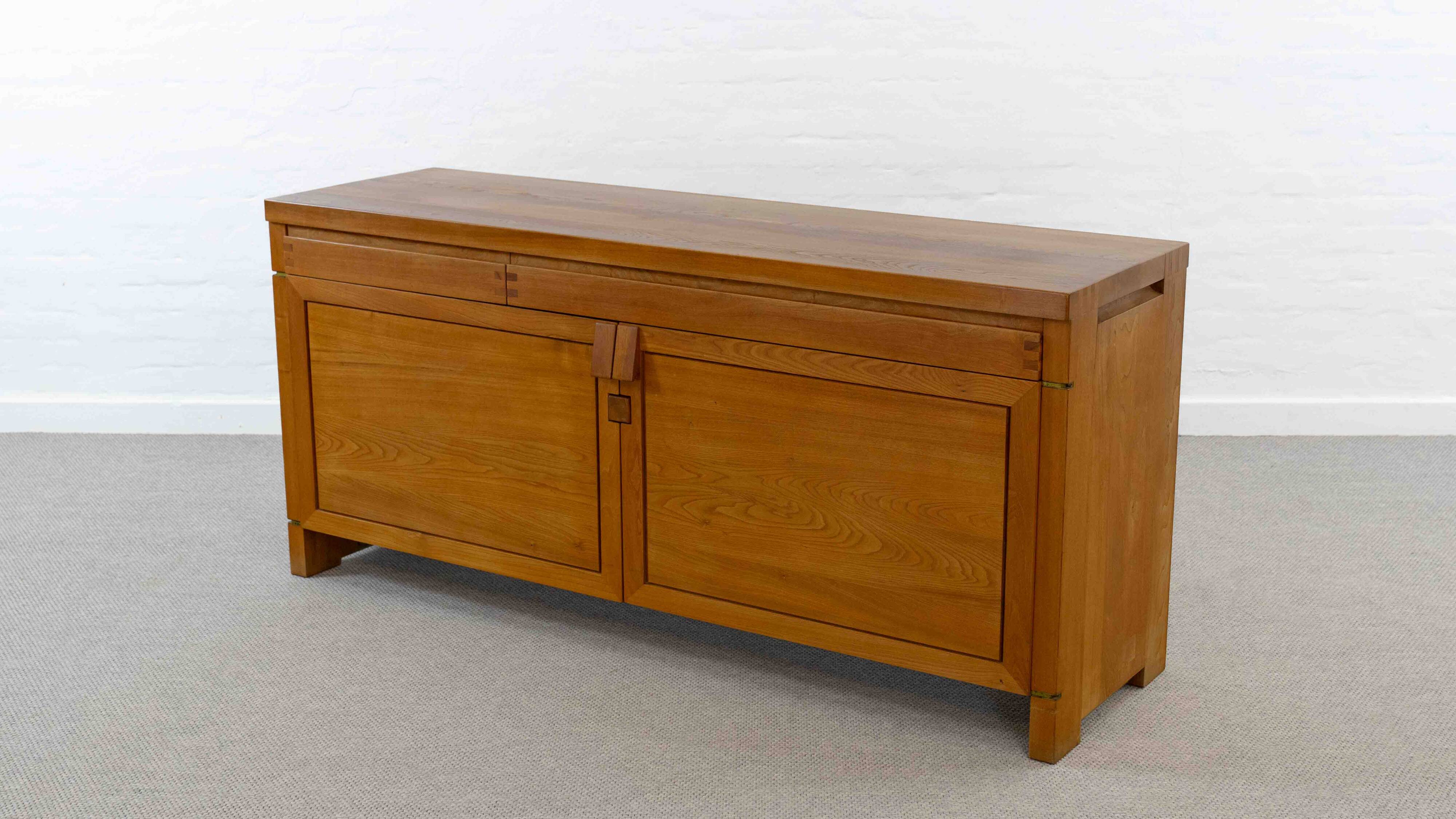 Sideboard R08 de Pierre Chapo en orme massif
