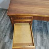 Bureau du milieu du siècle