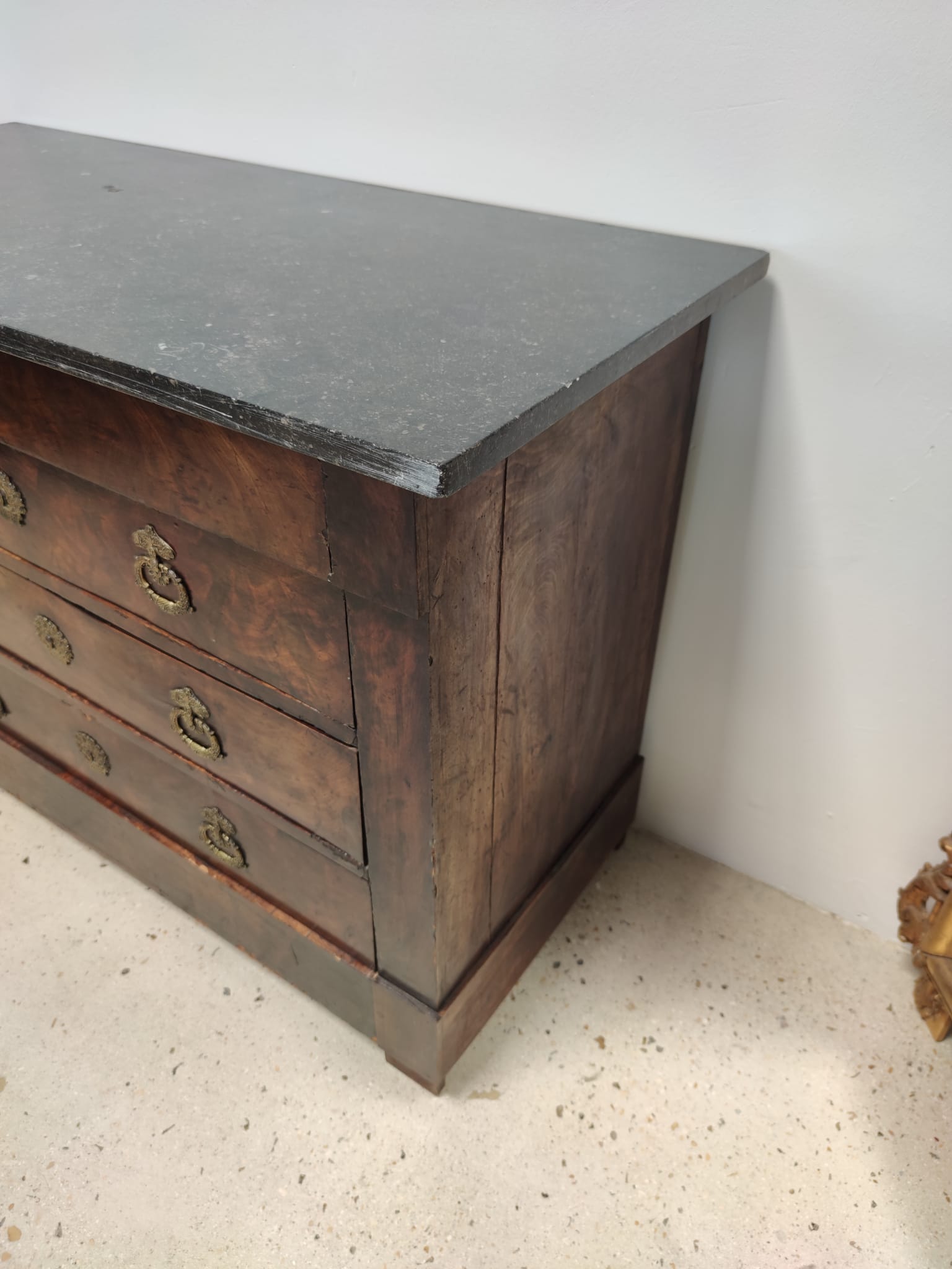 Chest of drawers in wood and gray marble with 4 drawers nineteenth century