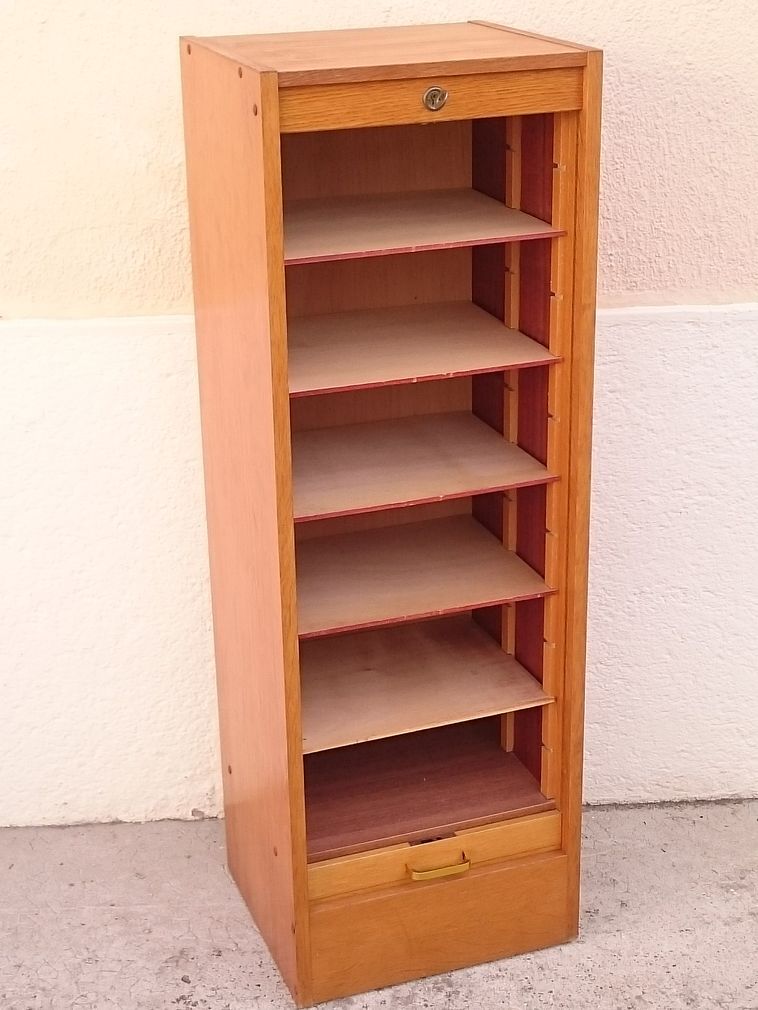 Meuble à rideau vintage en chêne clair