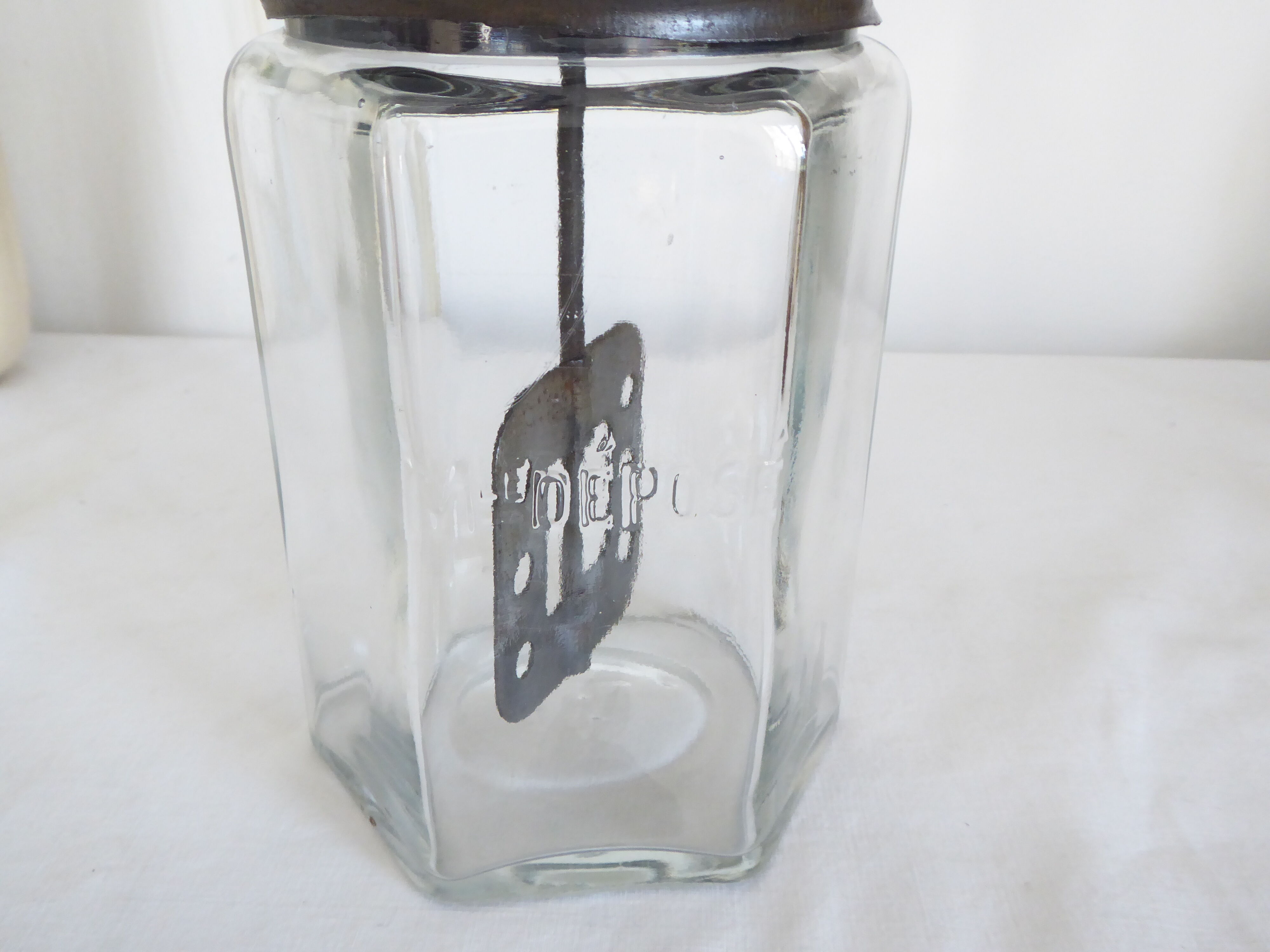 Butter churn