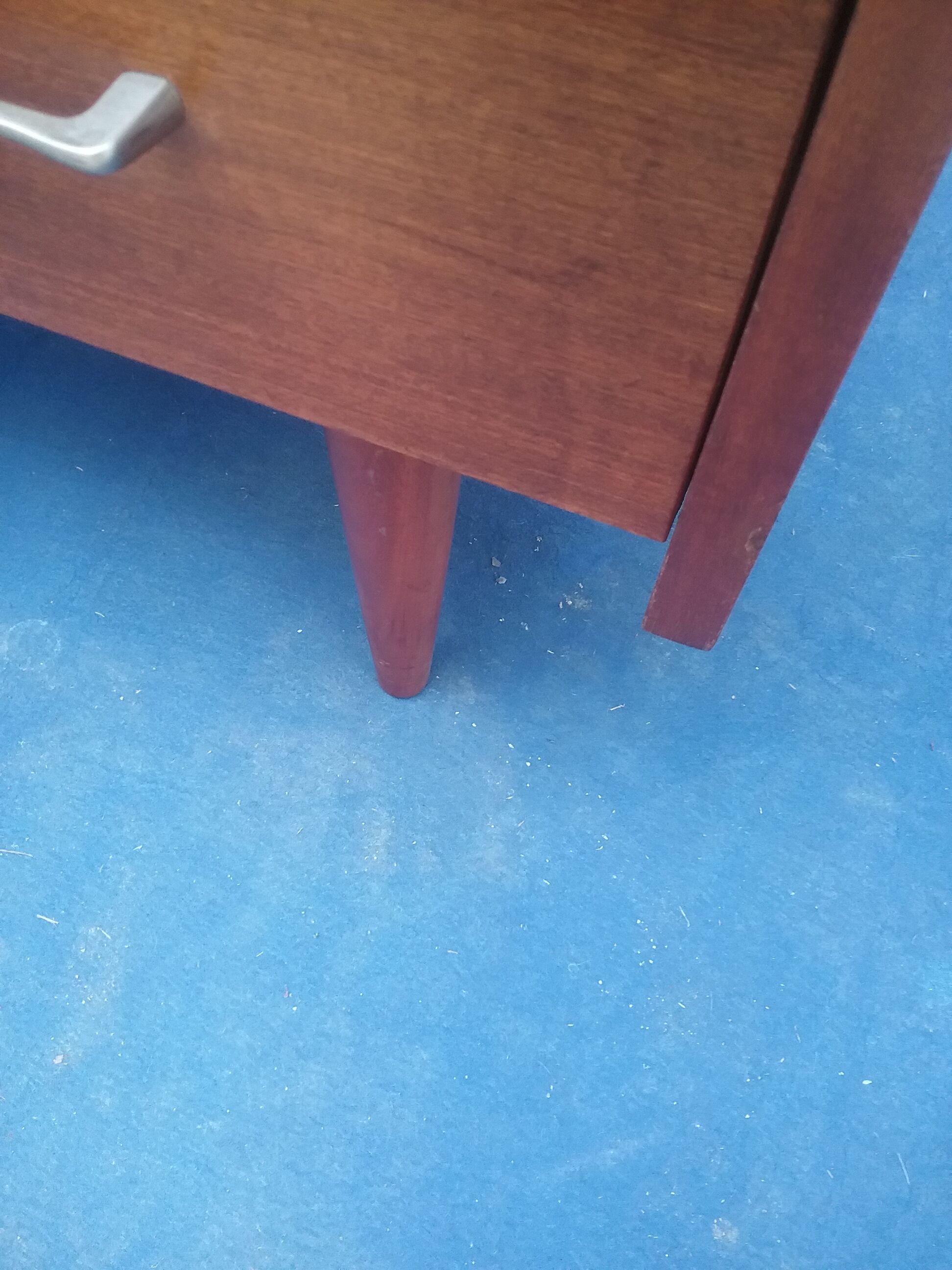 Commode vintage