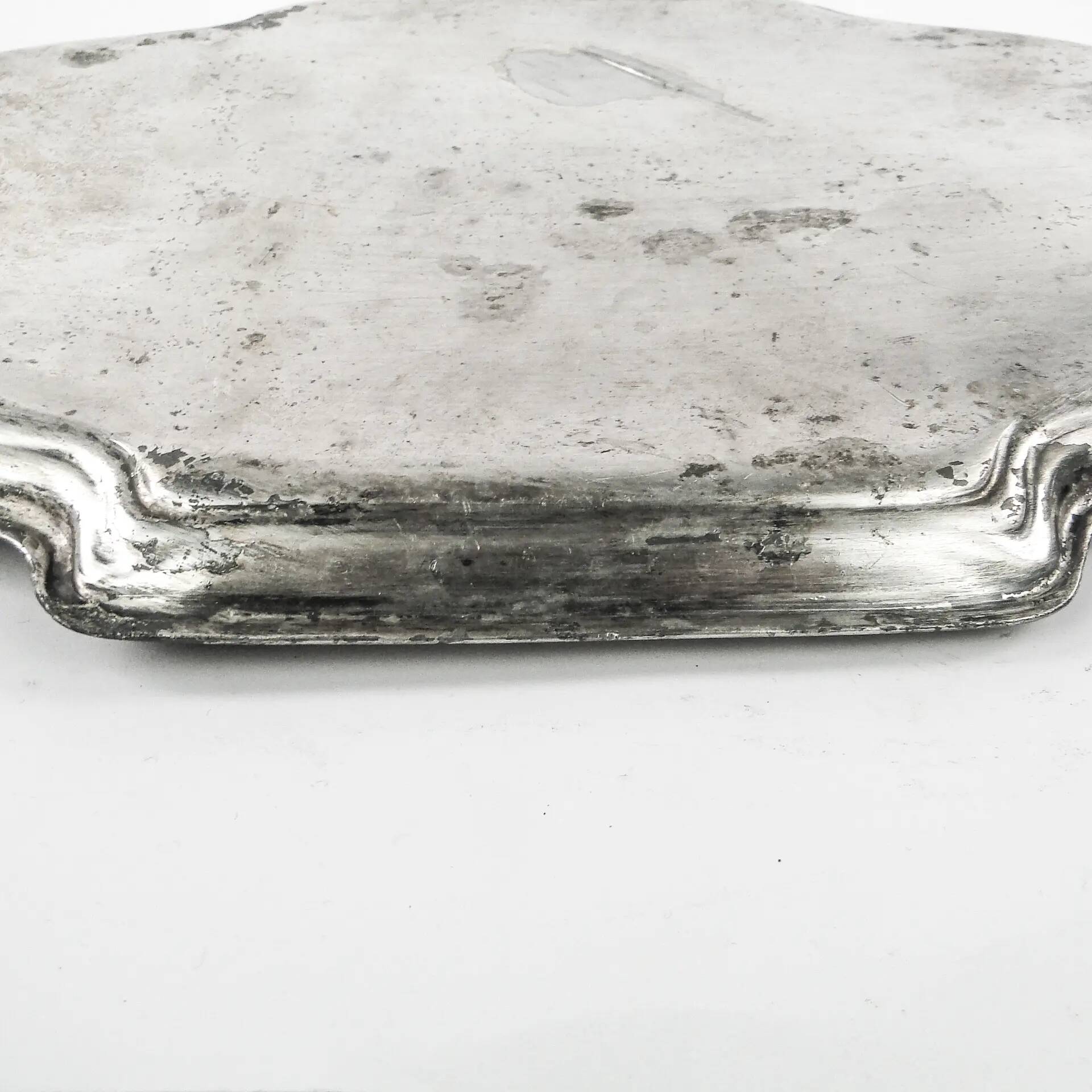 Art Nouveau tray, silver-plated pewter, Austria, early 20th century