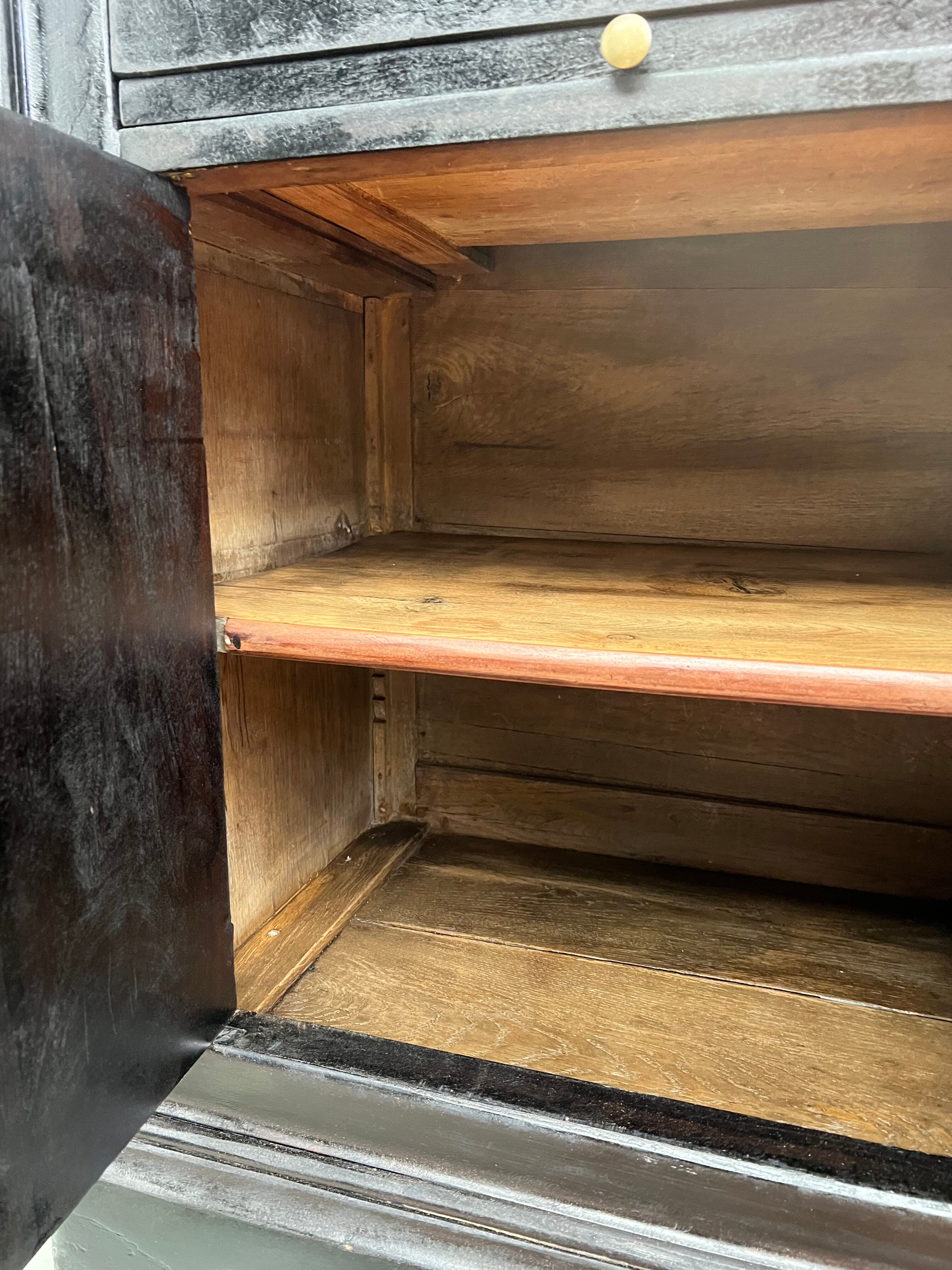 Sideboard - showcase 2 old body in blackened wood