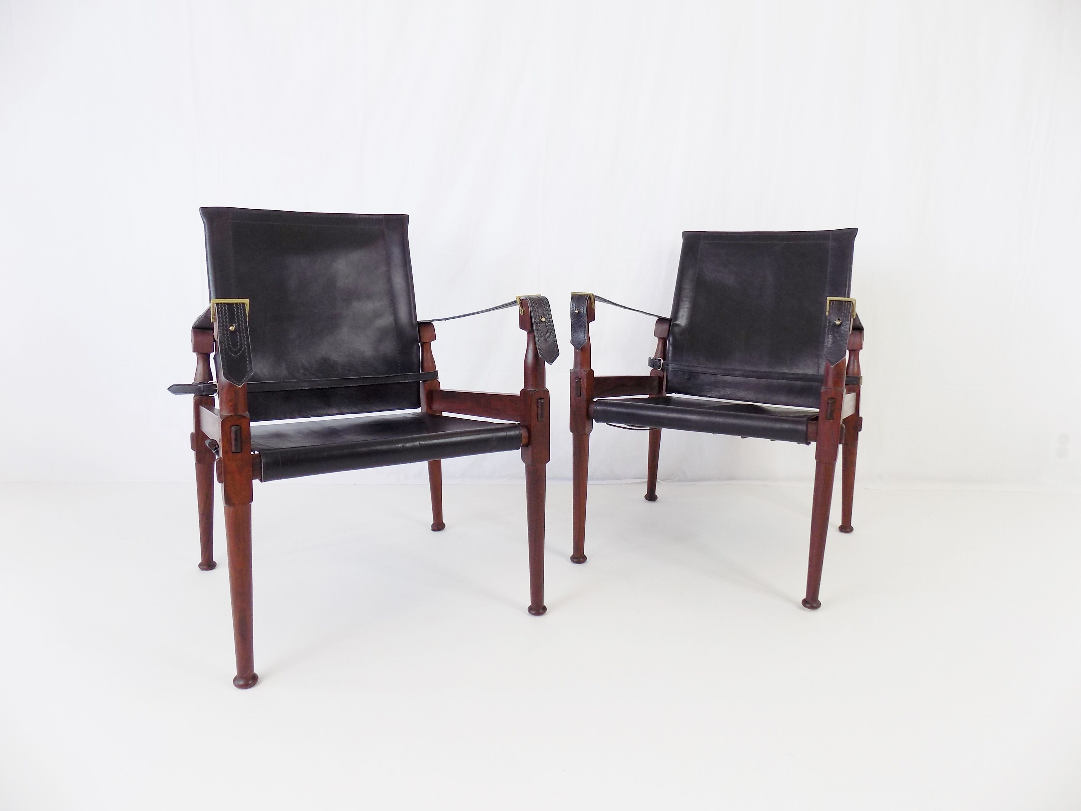 Hayat Safari Roorkee Campaign chairs set of 2