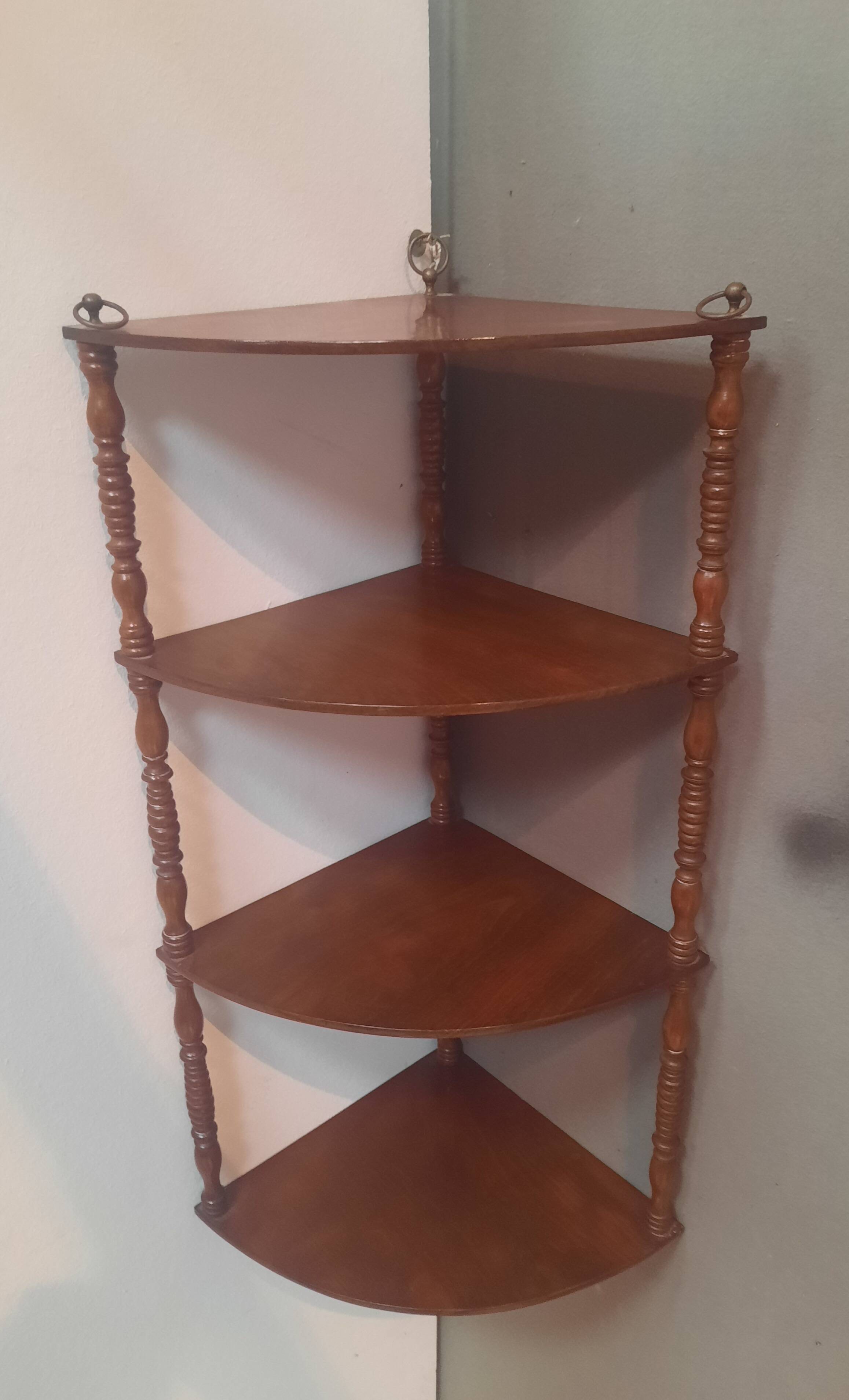 Etagere murale de coin à 4 plateaux