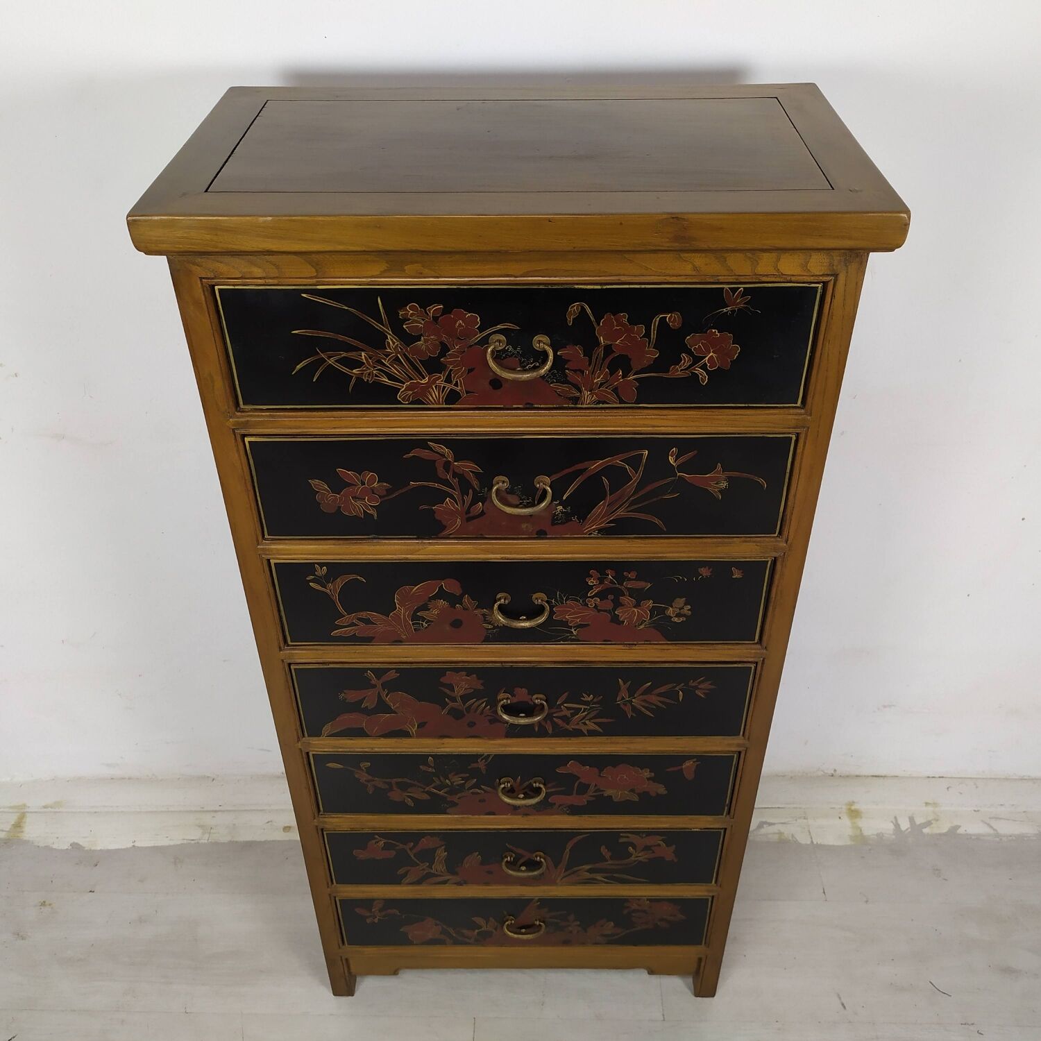 Japanese lacquer chiffonier