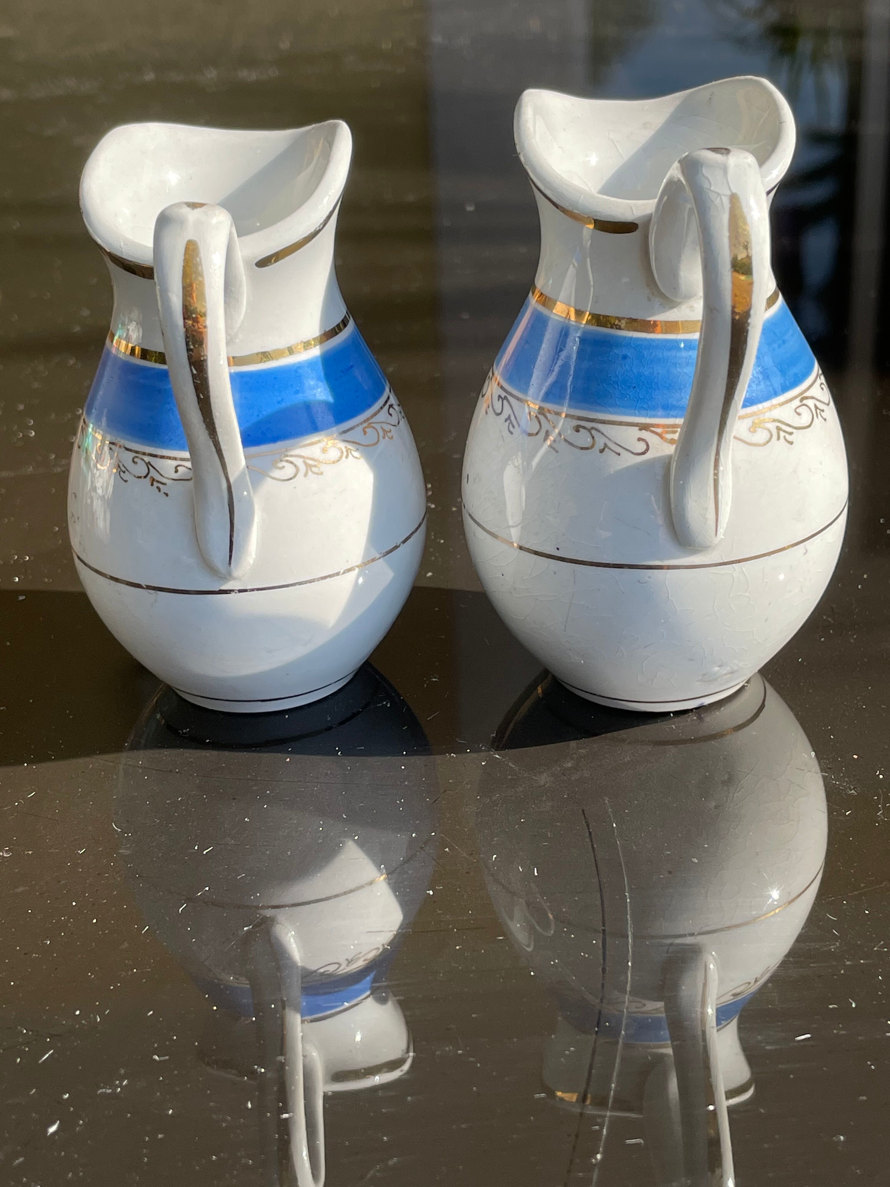 2 pots à lait