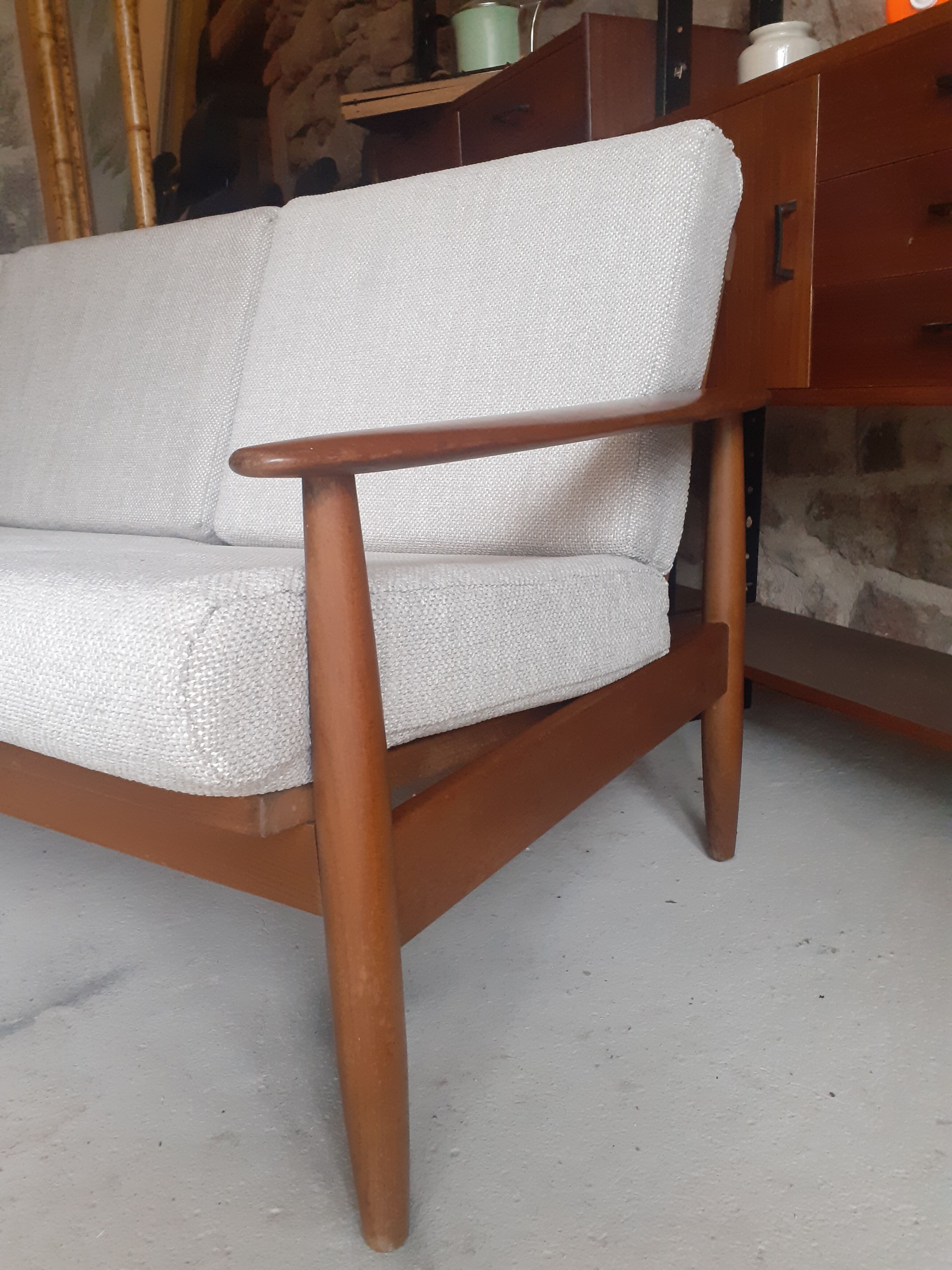 Scandinavian sofa 60/70
