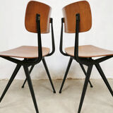 Set of 5 industrial Dutch design school chairs by Friso Kramer