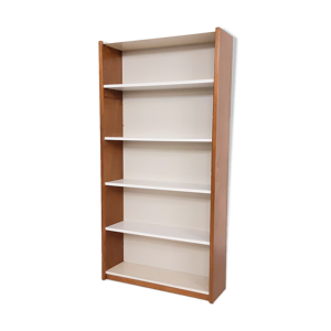 Bibliothèque, modèle