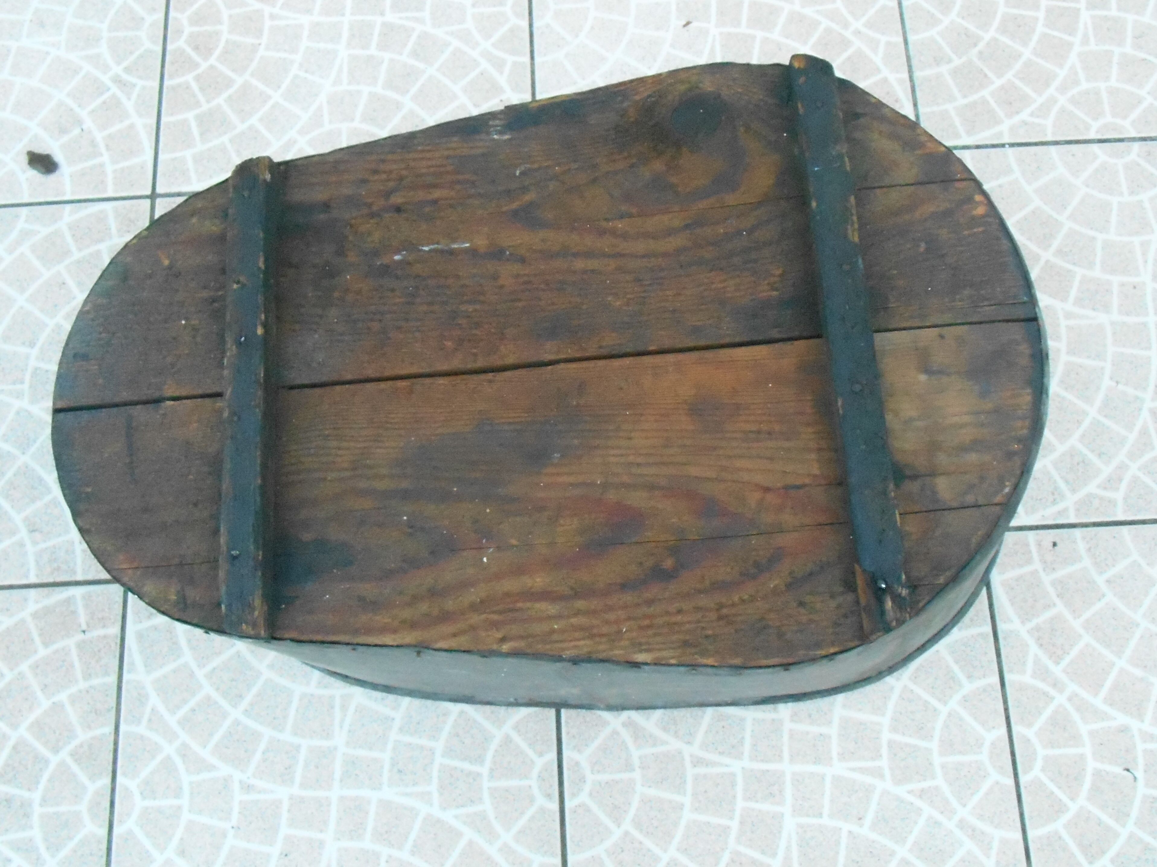 Baignoire en zinc socle en bois