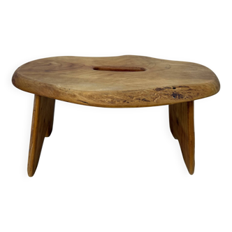Table d'appoint/tabouret brutaliste en bois massif, années 1970