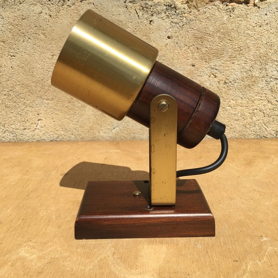 Spot wood and gold metal "resistex"