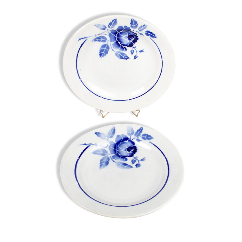 Pair of plates St Amand model rosine1932