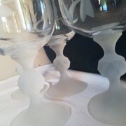 Set of 6 engraved crystal glasses