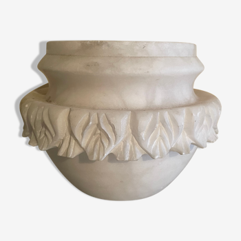 Alabaster vase