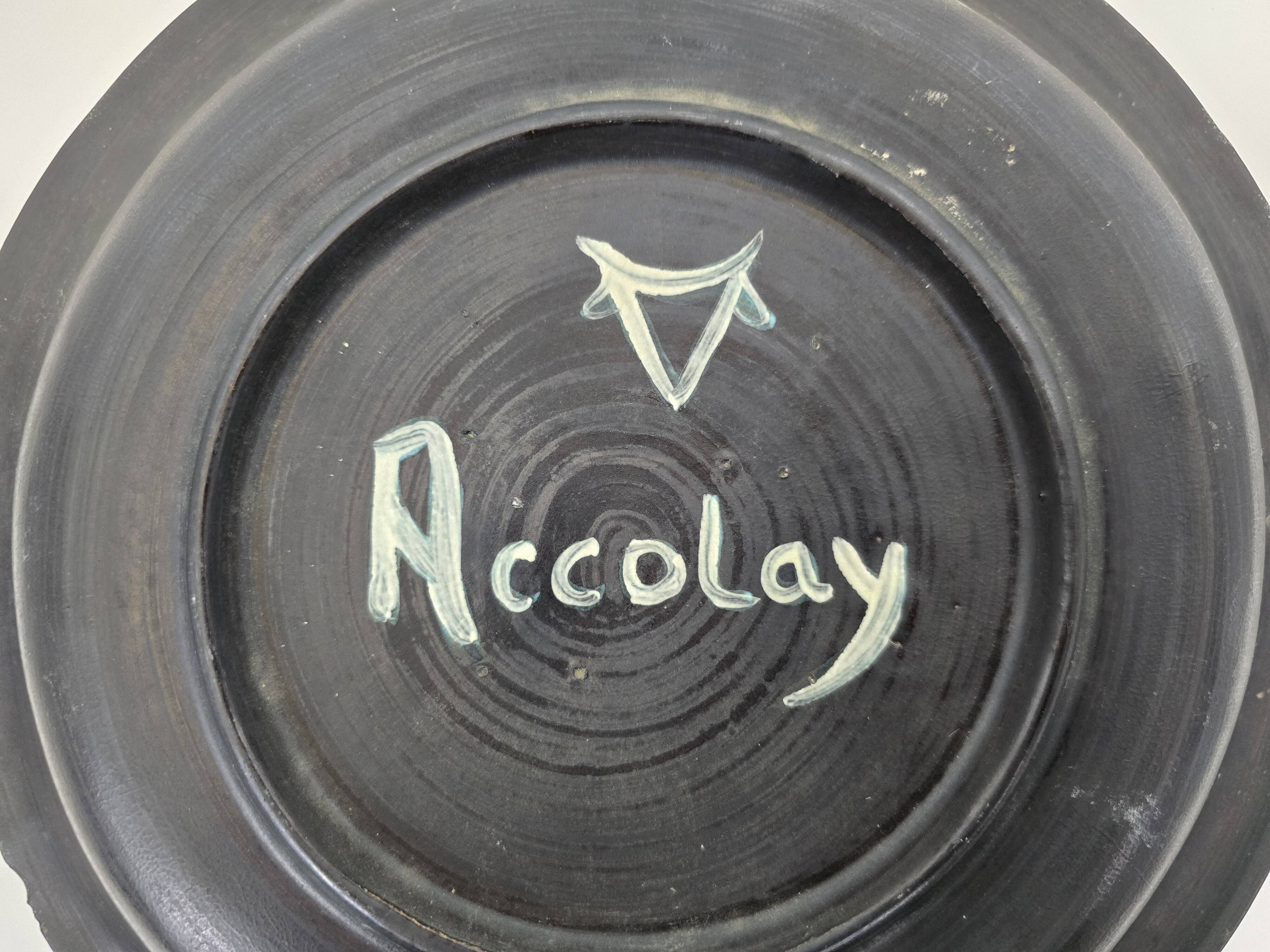 Decorative dish with a woman's face signed Le Tignard – Accolay, France 1970