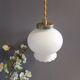 Suspension baladeuse verre cintré opalin blanc , style art déco