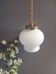 Suspension baladeuse verre cintré opalin blanc , style art déco