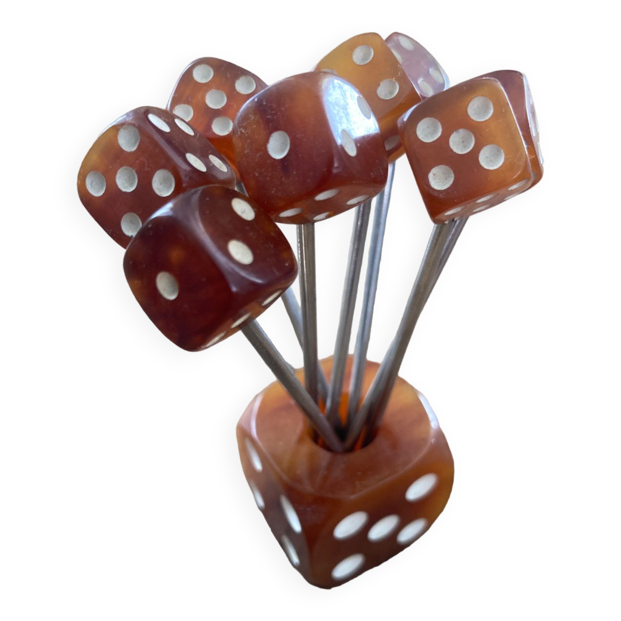 Big dice aperitif peaks in Bakelite