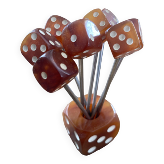 Big dice aperitif peaks in Bakelite