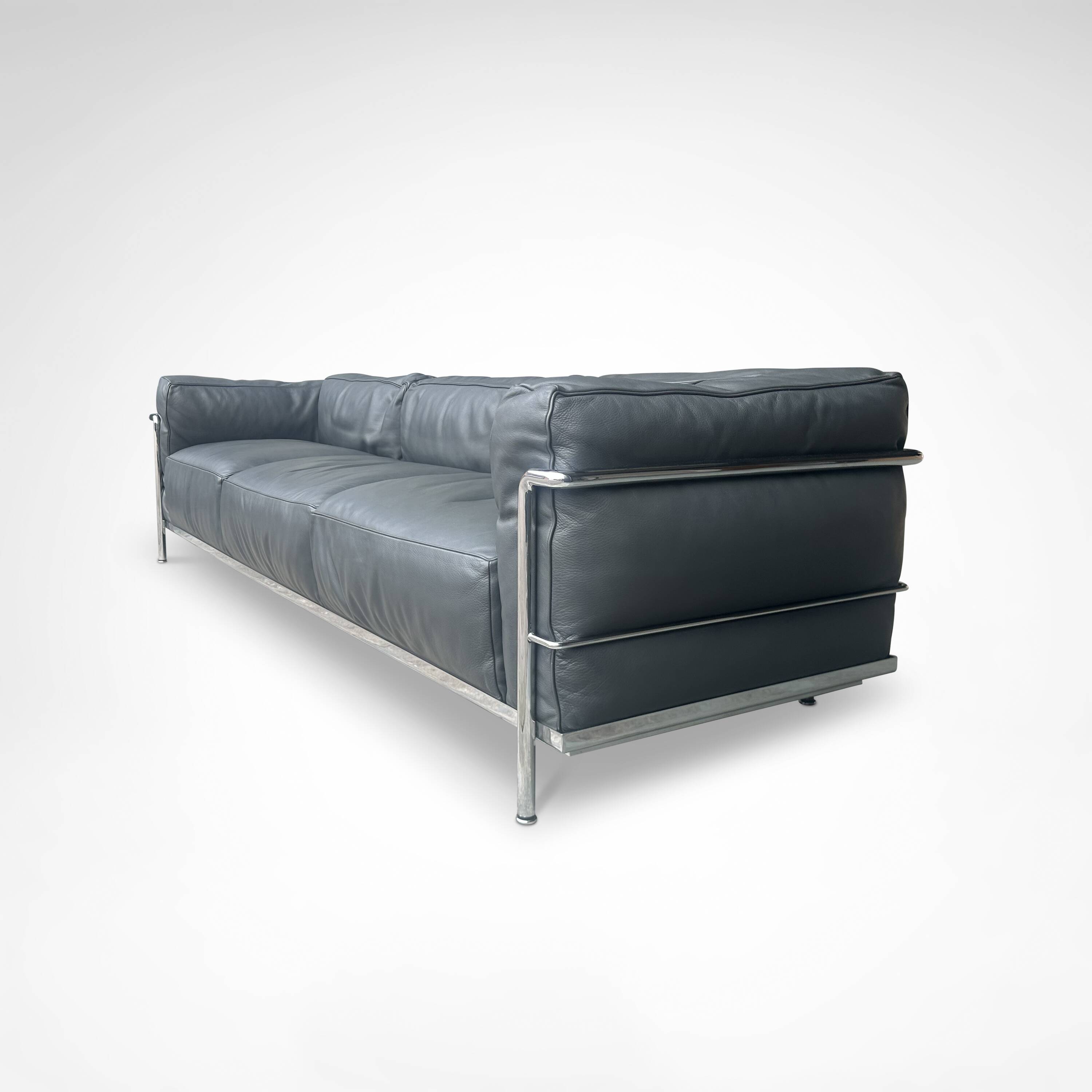 LC3 down cushions Y extra leather 3-seater sofa by Le Corbusier Cassina 90s