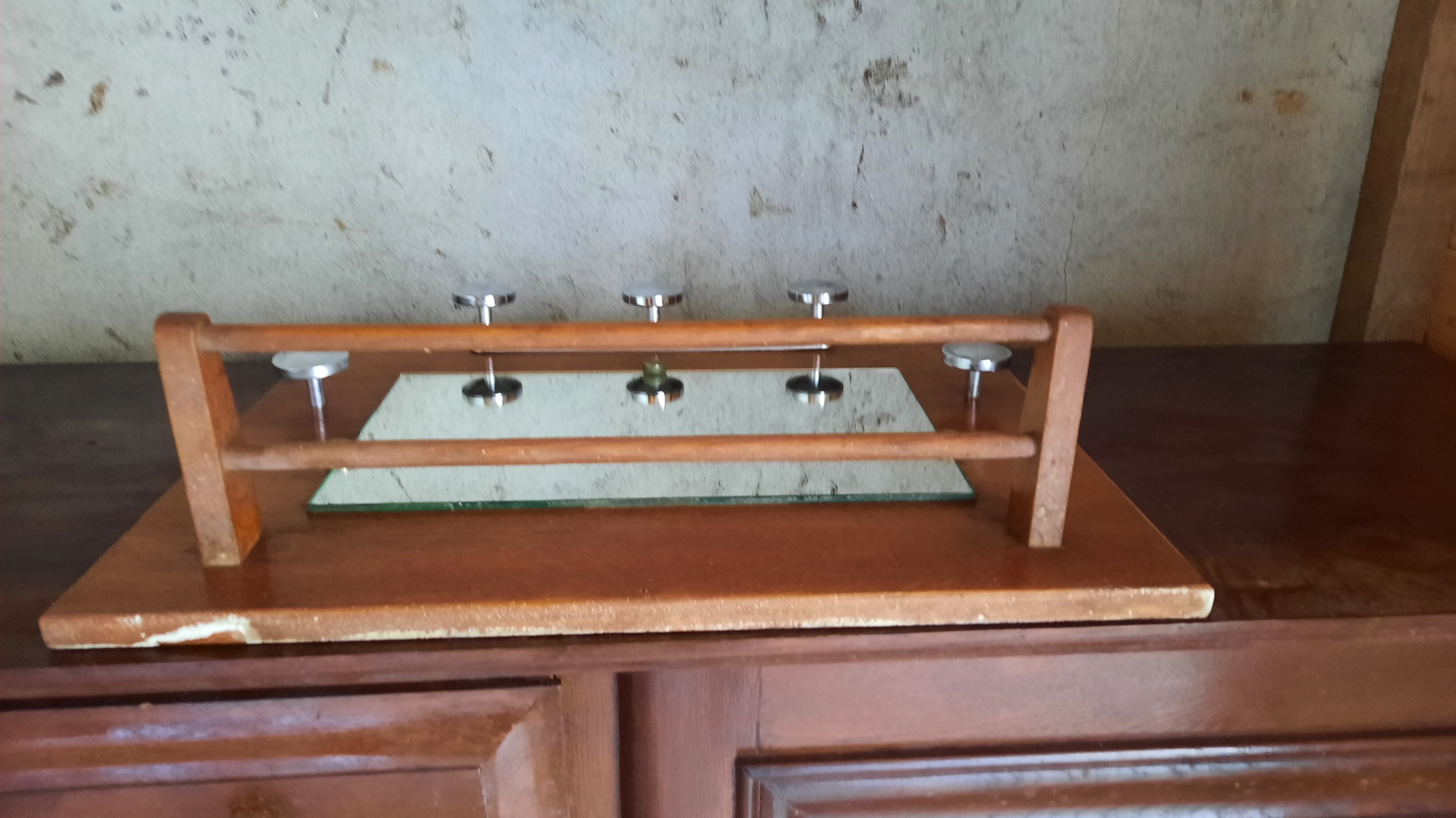 Wall coat rack