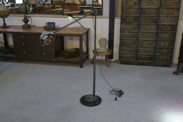 1950s Adjustable Industrial Metal Workshop Floodlight Floor Lamp