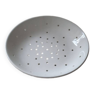 Egouttoir ancien en porcelaine