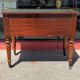 Petit bureau anglais en acajou