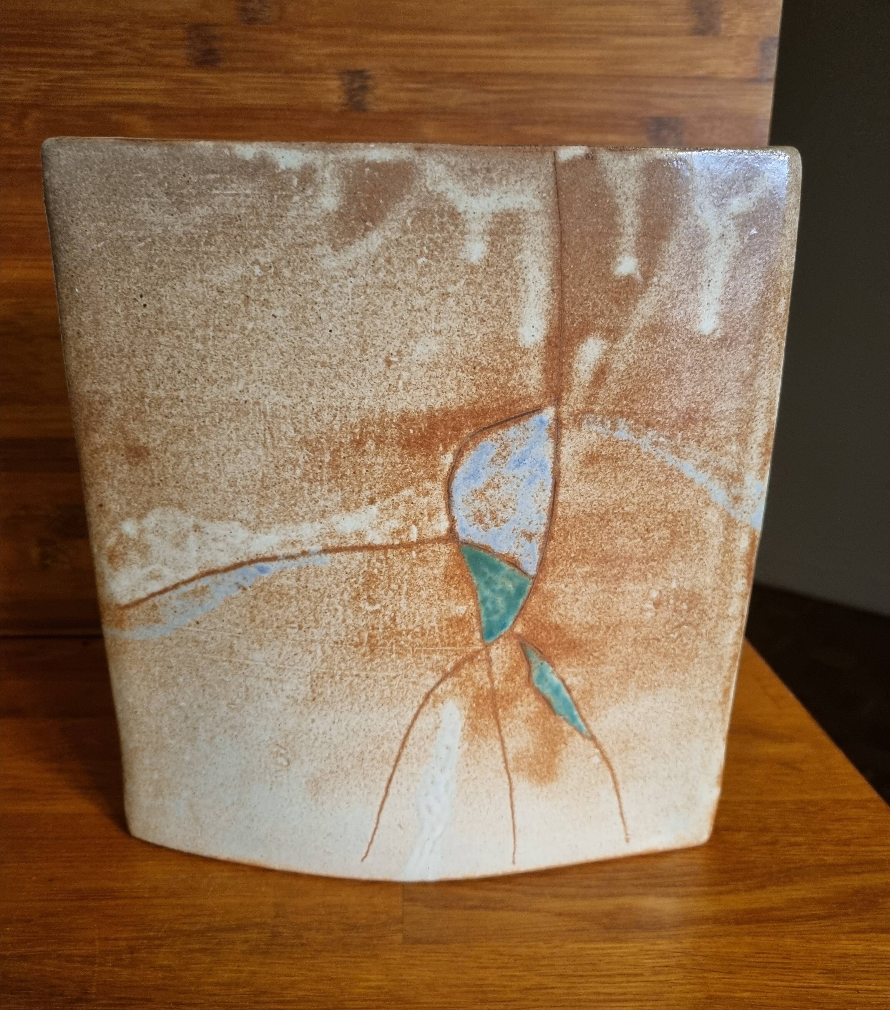 Grand vase en céramique artisanale forme oblongue