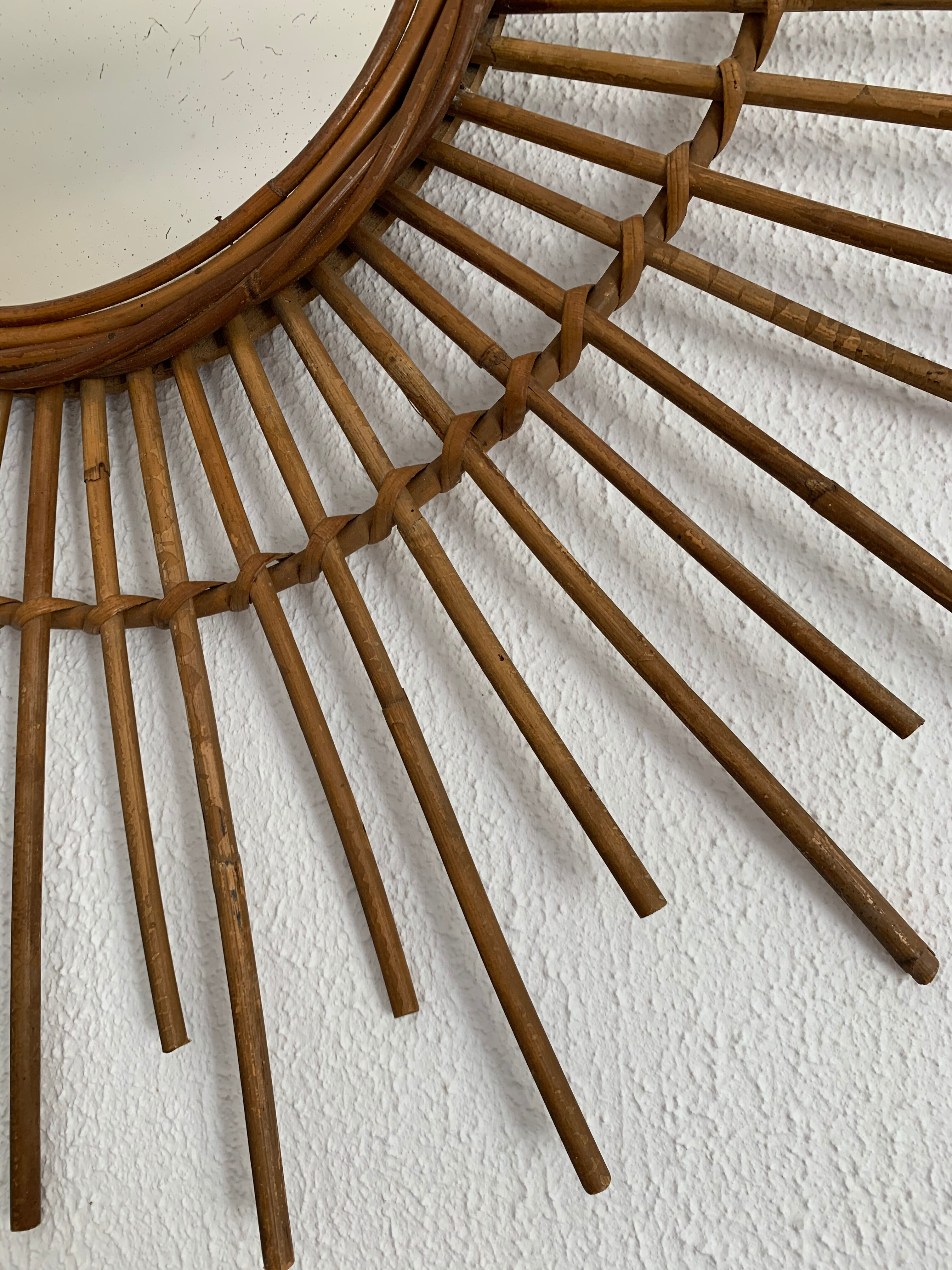 Miroir vintage 1960 soleil rotin - 78 cm