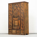 Cabinet de mariage peint en art populaire du XVIIIe siècle