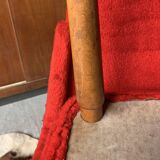 2 red moumoute chairs