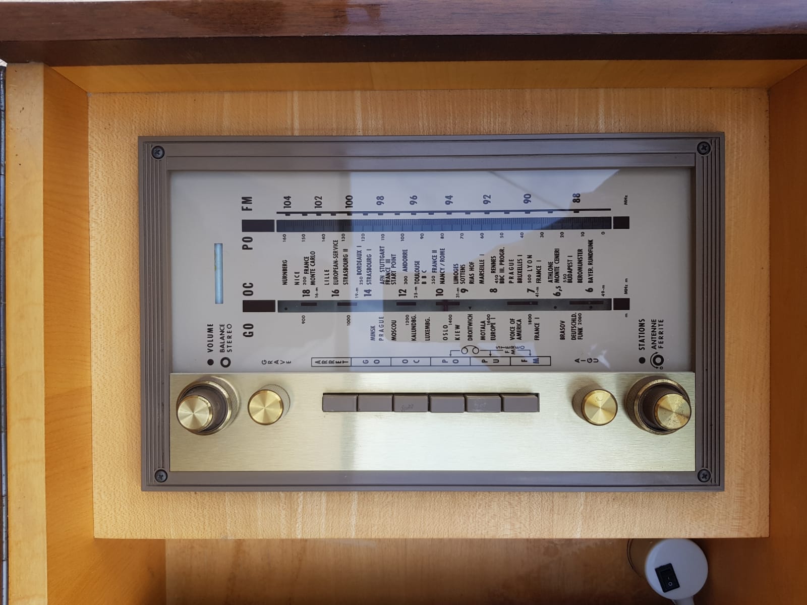 Meuble hifi tourne disque et radio Continental Edison