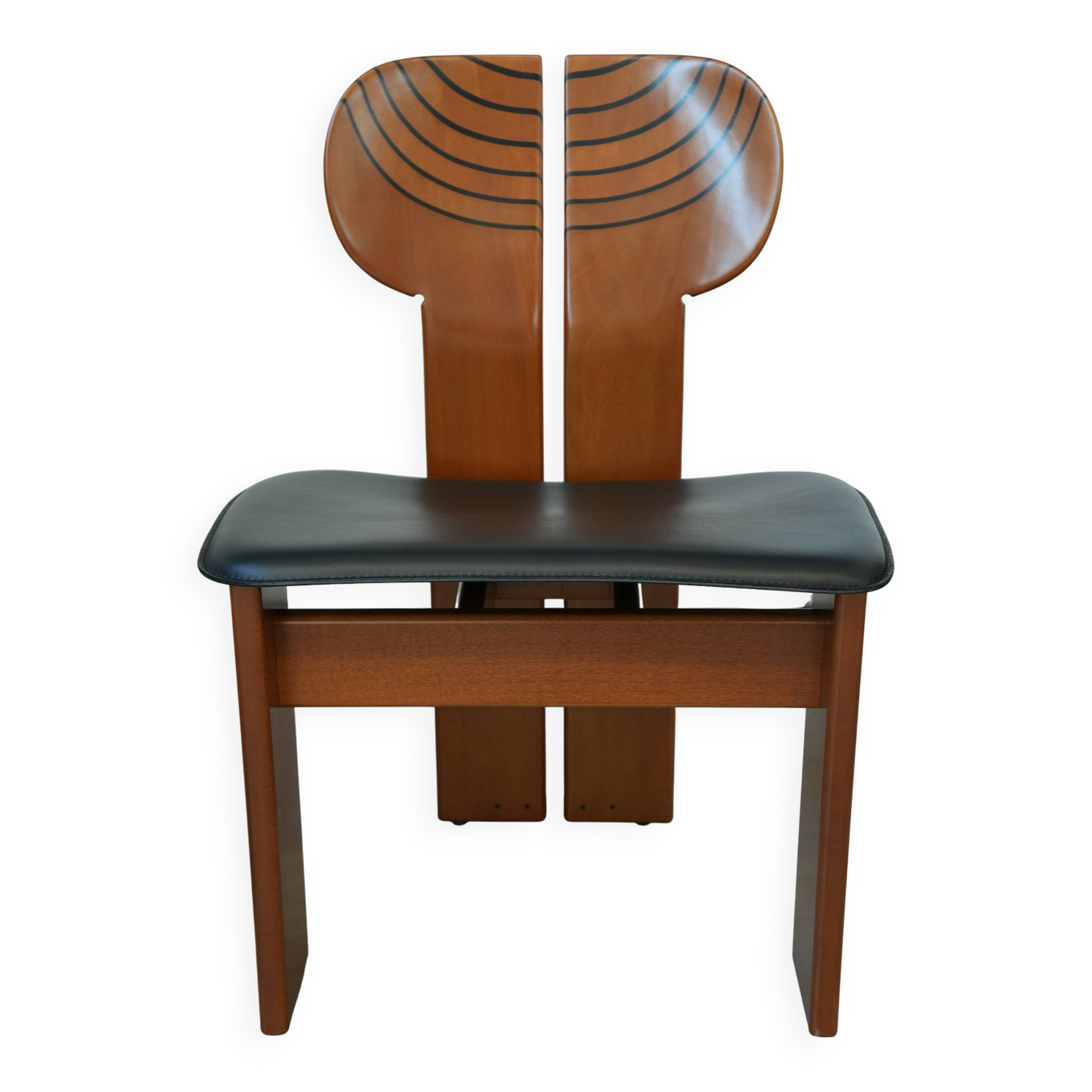 Afra & Tobia Scarpa ‘Africa’ Dining Chair – Walnut & Leather, 1975