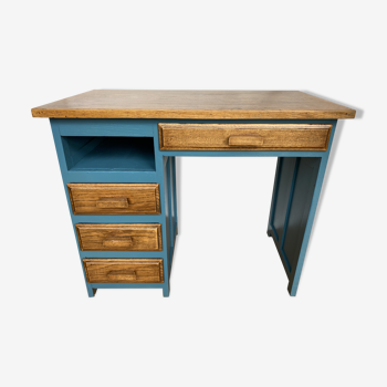 Bureau de petite taille