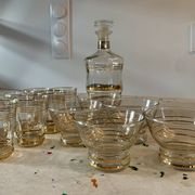 Vintage glass set from the 1950s.